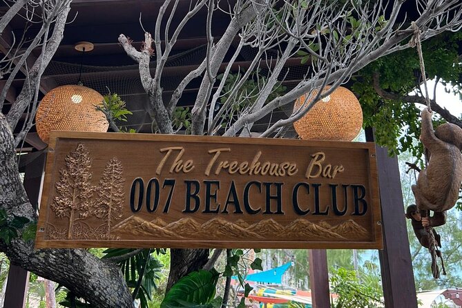 007 Private Beach Club -Swimming Pigs, Snorkeling, Lunch, Drinks - Meeting near the Paradise Island Ferry Terminal