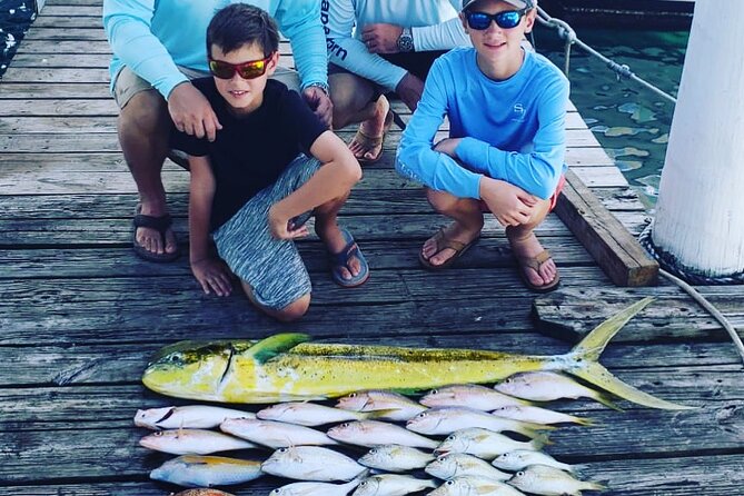 4 hours 34ft Day Dream Private Charter in Nassau - A four-hour private boat day from Nassau Yacht Haven