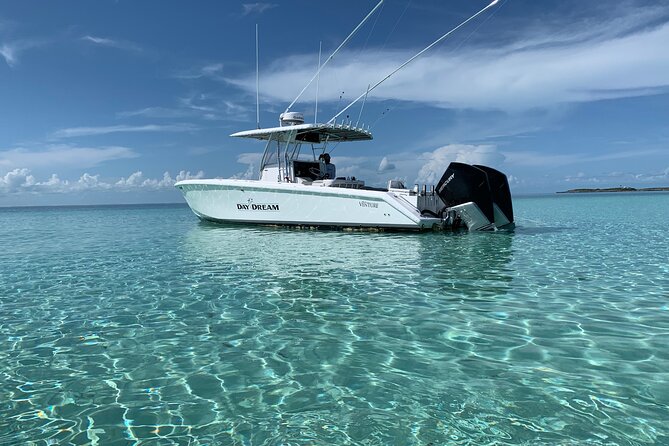 8 hours 34ft Day Dream Private Charter in Nassau - Key points at a glance