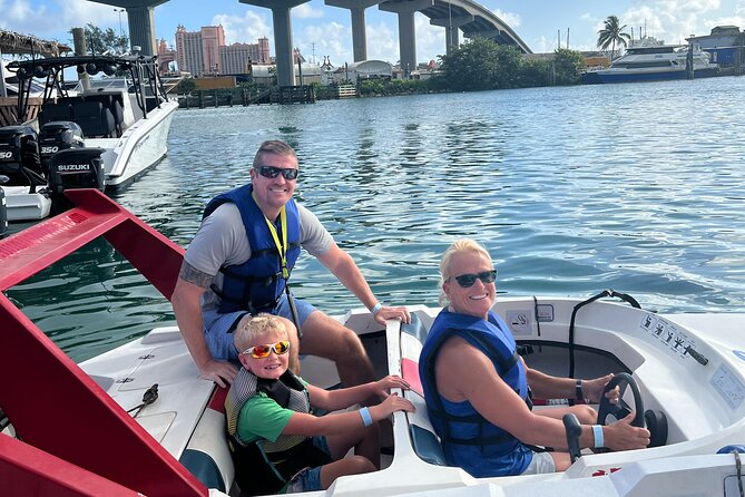 Atlantis Bridge Speed Boat Adventure - The harbor route and coastal views