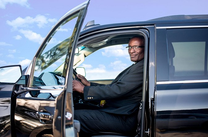 Bahamas Airport Transportation w/Free Grocery Stop-1 Way Private - Price and value for up to three people