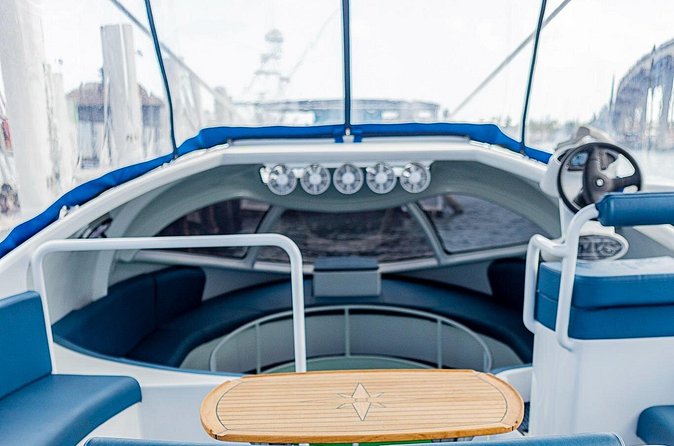 Bahamas on a Semi Submersive Glass Bottom Boat - The hydrofoil section adds a little thrill