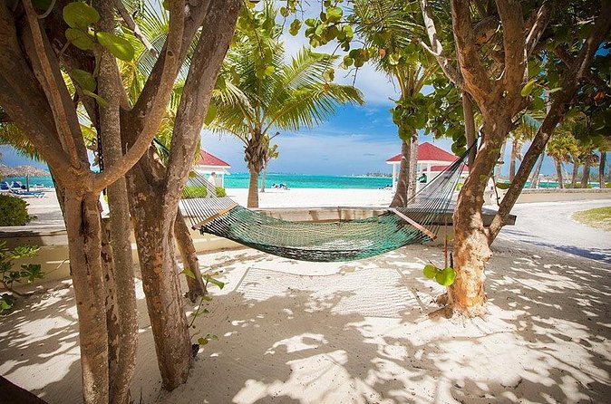 Breezes Resort Day Pass - Best fit for cruise passengers and hotel visitors