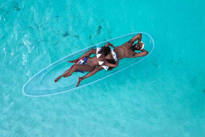Clear Kayak Drone Photoshoot in Nassau Bahamas - Key points to know before you book