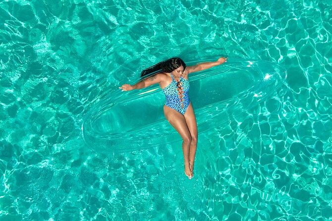 Clear Kayak Photoshoot in Nassau ,Bahamas. - What the clear kayak photoshoot is really like