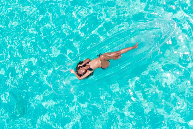 Clear Kayak Photoshoot in Nassau ,Bahamas. - Who will enjoy this most