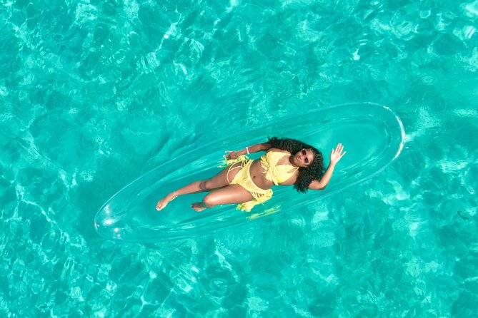 Clear kayak photoshoot Nassau Bahamas. - Practical photo tips for a better result