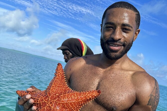 Crystal Bay Exclusive Private Exuma Boating & Fishing Excursions - Rock iguanas on Great Exuma