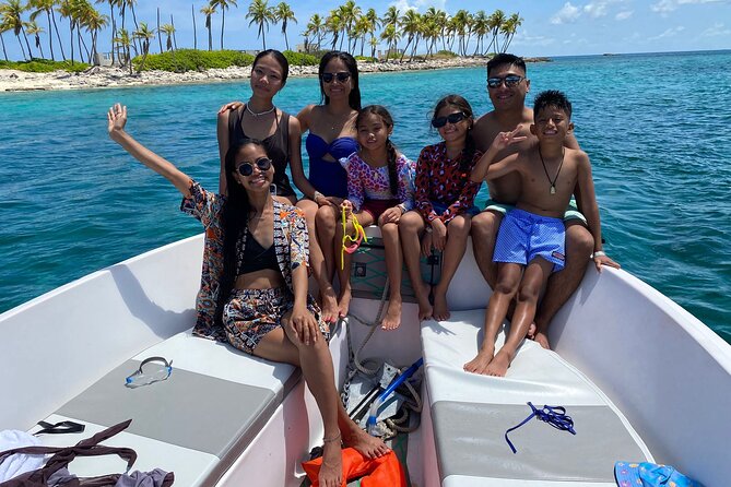 Half Day Pigs Turtles Reef and Ship Wreck Snorkeling - Optional pigs and the extra $20 cost