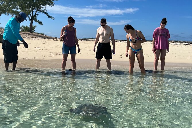 Honeymoon Harbour and The Sapona Day Trip - The Sapona wreck and its one-hour snorkeling stop