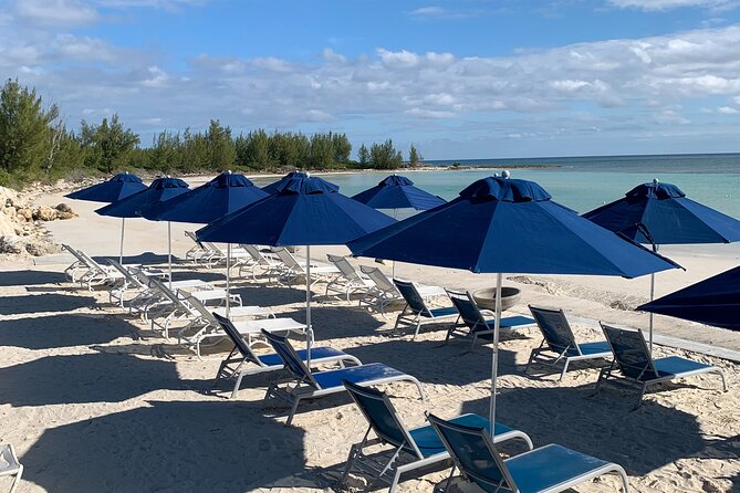 Junkanoo Village Beach Club with Lunch - White sand, small fish, and room to relax