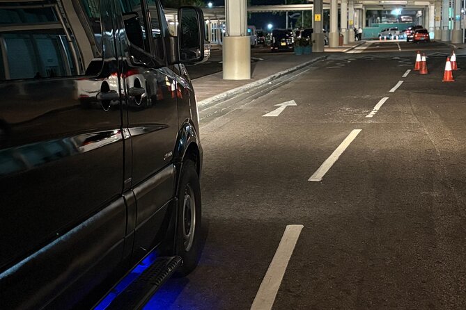 Luxury Airport Transfer in Nassau – VIP Mercedes Sprinter Service - Who will get the most from this transfer?