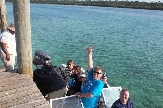 Mamma Gal East End Native Experience - Port Lucaya and the Freeport drive