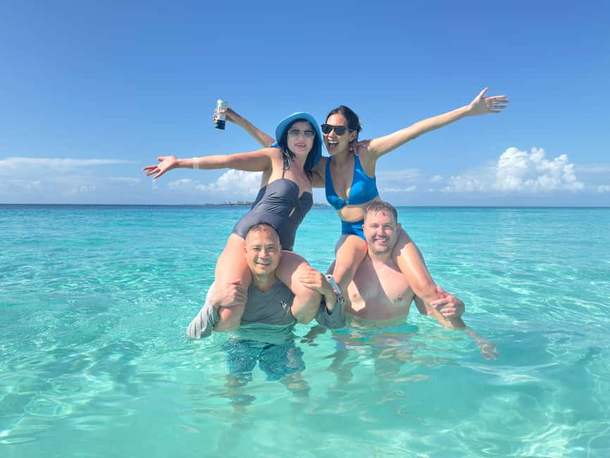 Nassau: 4-Island Tour Swimming Pigs, turtles, snorkeling - Green Cay and the turtle encounter
