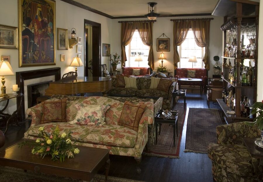 Nassau: Afternoon Tea at Graycliff Hotel and Restaurant - Is $96 a fair price for Graycliff afternoon tea?