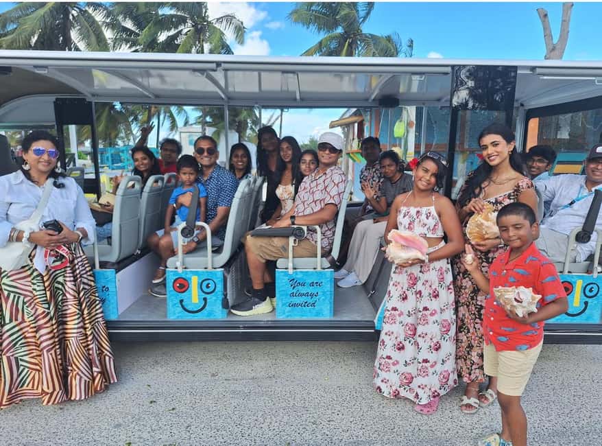 Nassau: Bahamas Culture Tour with Electric Trolley and Water - Arawak Cay, Junkanoo Beach, and the waterfront