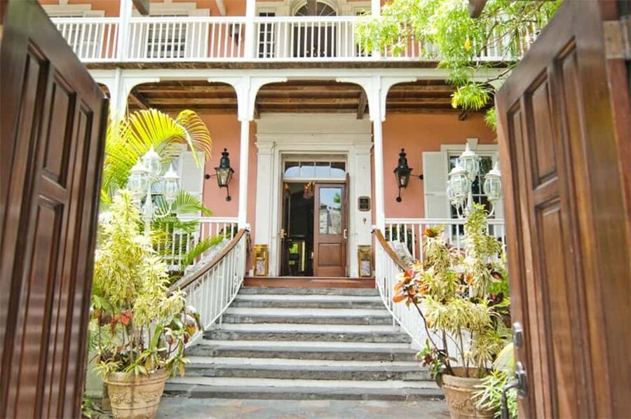 Nassau: Bites and Sites Food and Cultural Walking Tour - Practical tips for a smoother afternoon