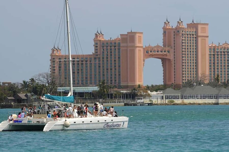 Nassau: Catamaran Sail and Snorkel Tour - Key points to know before you sail
