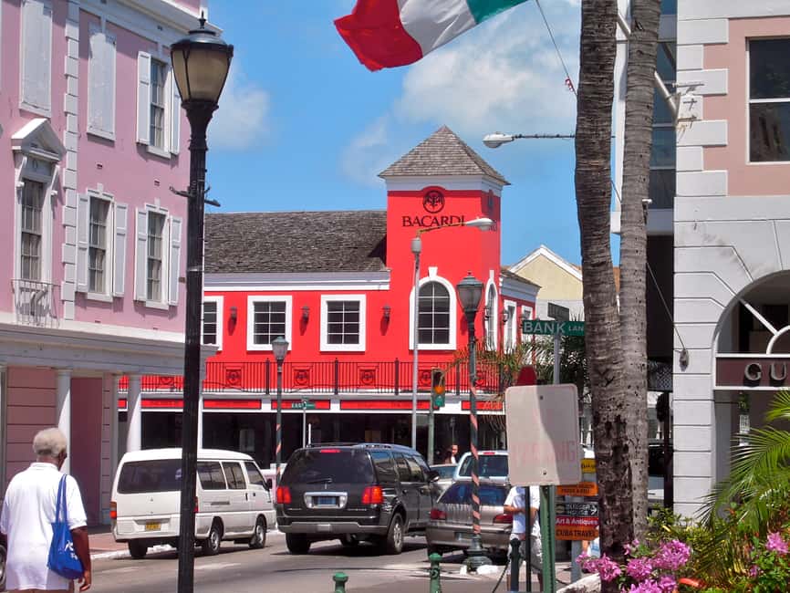 Nassau: Cultural Walking Tour of Downtown Nassau Attractions - Why this Nassau walk works so well