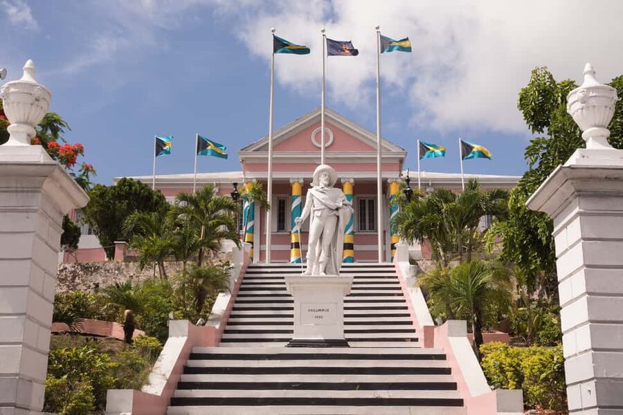 Nassau: E-Scooter Tour with Food Tasting and Local Drinks - Queen’s Staircase and Fort Fincastle
