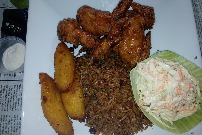 Nassau Food and History Bus Tour - Lunch at a restaurant with local dishes