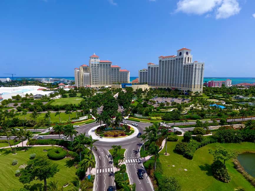 Nassau: Historic City Tour with Drink and Food Tasting - Fort Montagu and the eastern side of Nassau