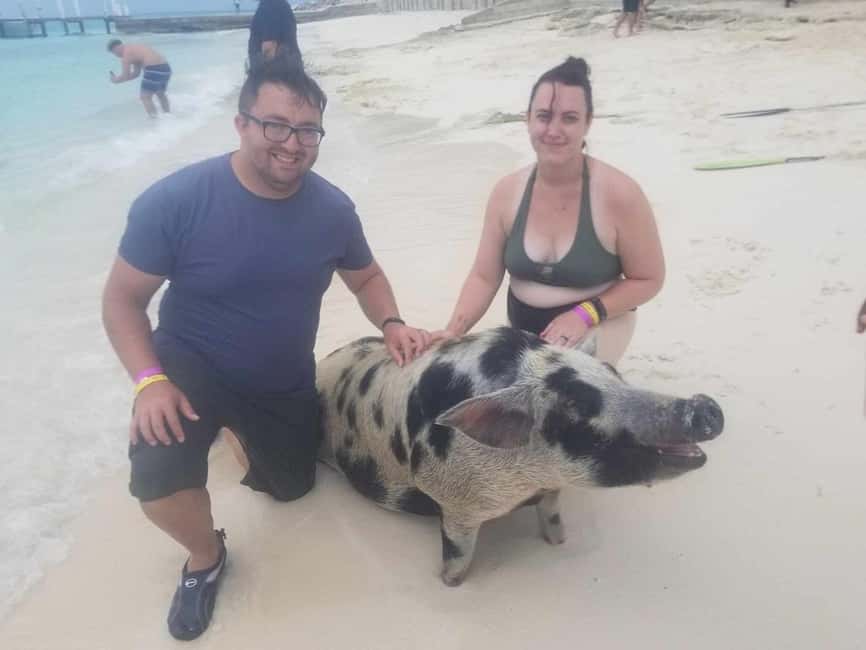 Nassau: Island Hopping Boat Trip with Lunch & Drinks - Pearl Island snorkeling and what to expect