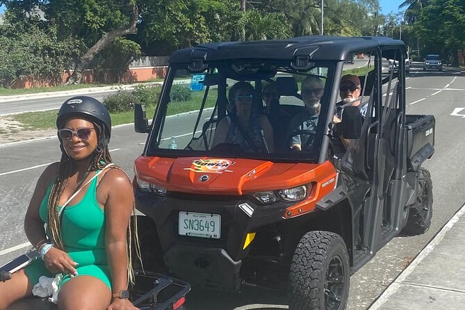 Nassau Narrated Jeep tour with Full Bahamian Lunch and Drink - The Bahamian lunch is a real part of the value
