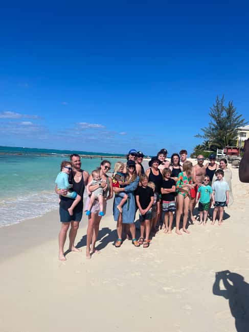 Nassau: Rum, Reggae and Rhythms Tour - Meeting at Pompey Square