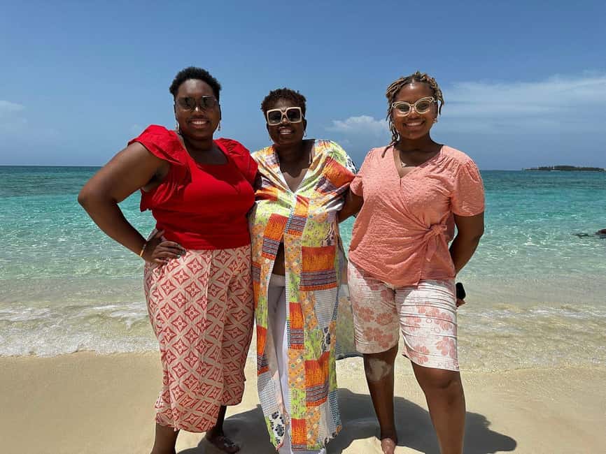 Nassau: Rum, Reggae and Rhythms Tour - Cigar, chocolate, and rum cake stops