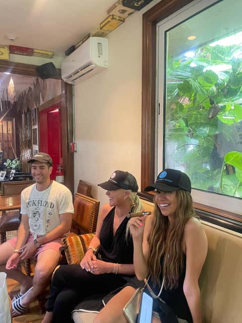 Nassau: Rum, Reggae and Rhythms Tour - Optional beach stop and lunch