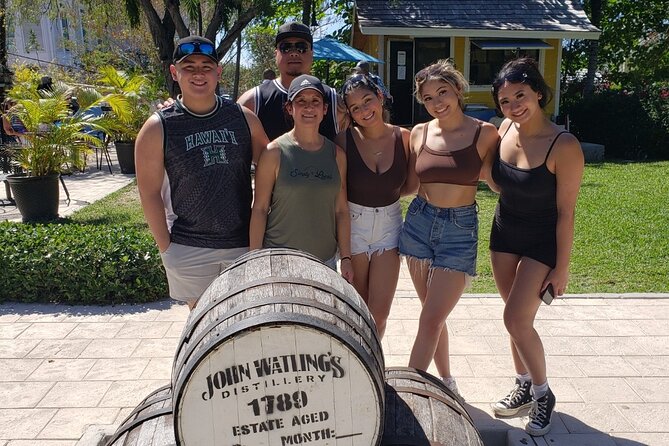 Nassau's Half Day Bus City Tour: Guided Tour with Free Samples - Walking the 66 steps at Queen’s Staircase