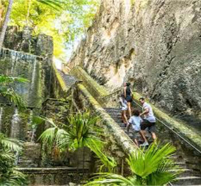 Nassau: Self Drive Speed Boat & Guided ATV Tour + Free Lunch - Fort stops and the Queen’s Steps