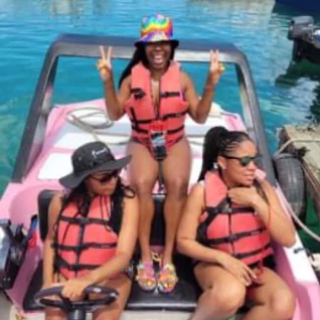 Nassau: Self Drive Speed Boat & Guided ATV Tour + Free Lunch - Who should book this Nassau outing?