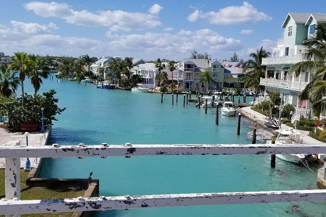 Nassau Shore Excursion: Sightseeing and Snorkeling Tour - How the small van affects the day
