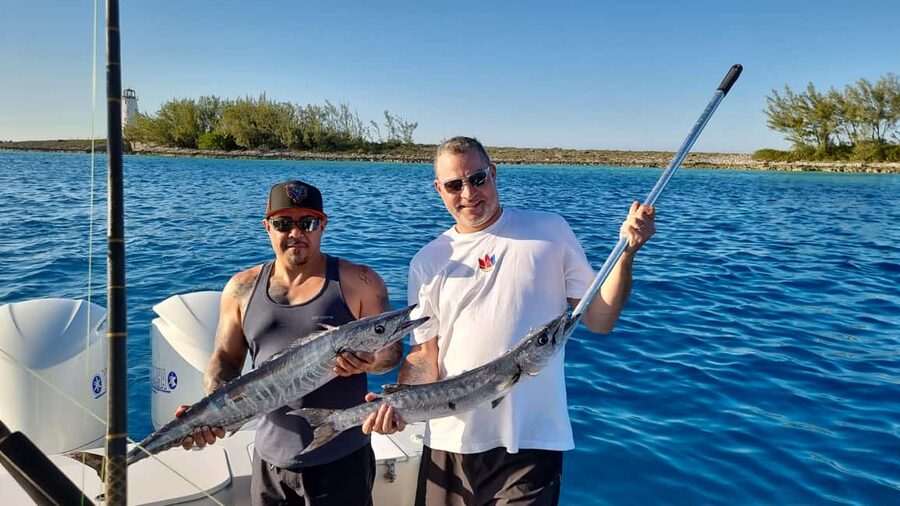 Nassau: Sport-fishing private charter . - Keeping your catch and handling fish responsibly