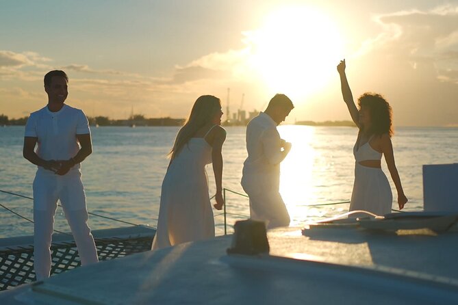 Nassau: Sunset Dinner Cruise - Setting sail from Slip #7 on Paradise Island