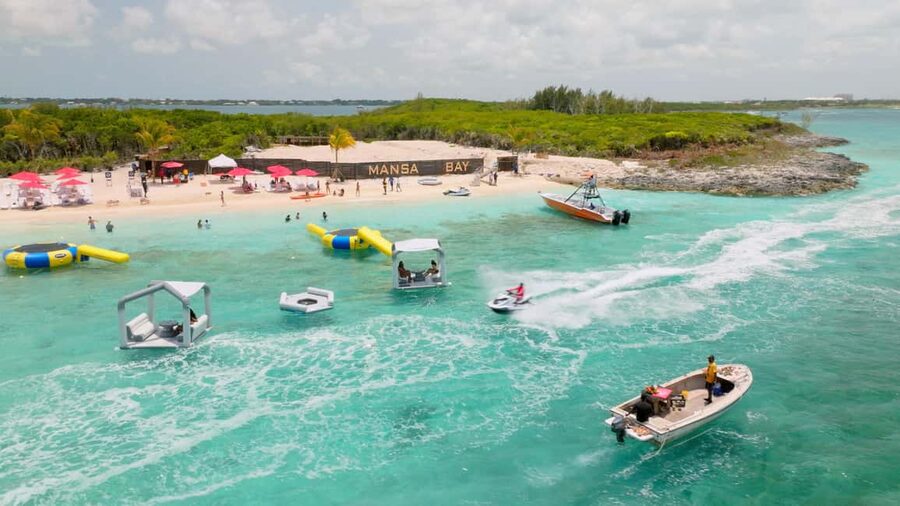 Nassau: Swimming Pigs, Snorkeling, Lunch, & Beach Boat Tour - Should you book it?