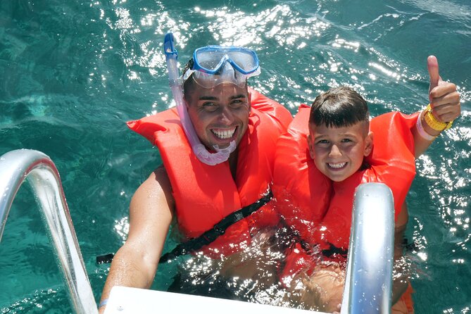 Nassau Swimming Pigs: Snorkeling, Lunch & Private Beach Club - Snorkeling when conditions allow