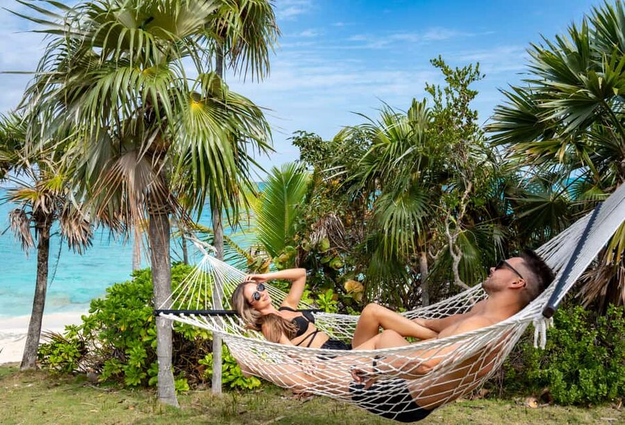 Paradise Island: Rose Island Tour with Swimming Pigs & Lunch - A Bahamian buffet with a view of Lower Harbor