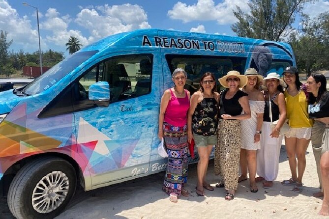 Private Airport/Hotels Transfers Nassau Bahamas - Why a private van works well for groups
