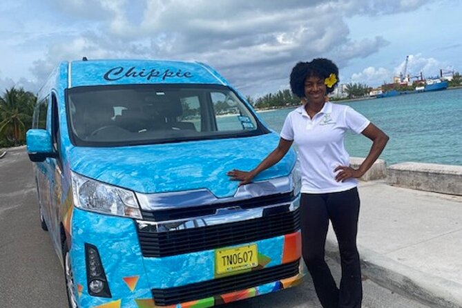 Private Airport/Hotels Transfers Nassau Bahamas - Communication when flights change