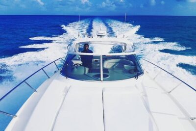 Private Beach Day / 50ft Sun Seeker or 33ft Boat / 1-10 Guests