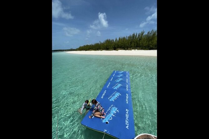 Private Beach Day / 50ft Sun Seeker or 33ft Boat / 1-10 Guests - Who will enjoy this private Nassau charter
