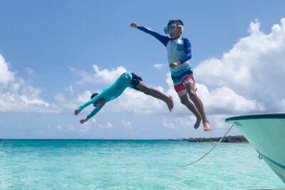 Private Full Day Cruise Tour in Rose Island with Snorkeling