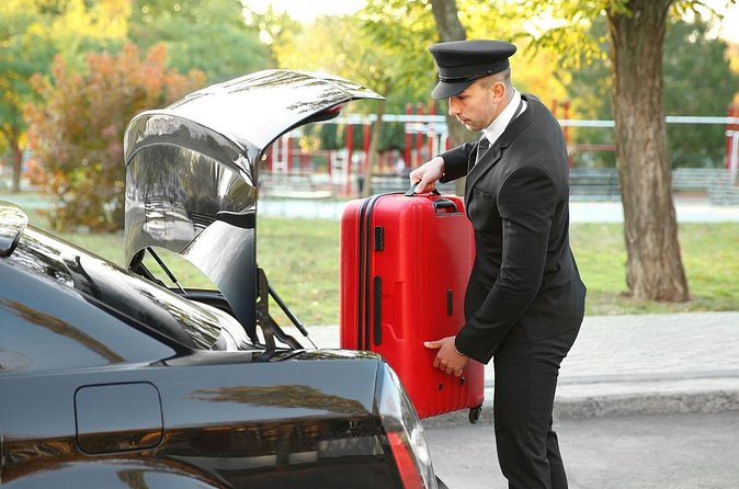 Private One-way Transfer Lynden Pindling Airport To Nassau - Is $80.33 per person good value?