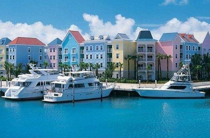 Private Roundtrip Minivan Airport Transfer to Paradise Island - Child seats and luggage need advance attention