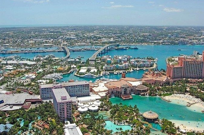Private Roundtrip Minivan Airport Transfer to Paradise Island - Booking details worth checking before you fly