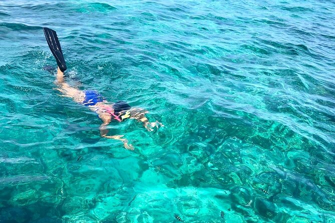 Private Snorkeling or Fishing in Nassau - 55ft Cocorijo - The crew and the feel on board