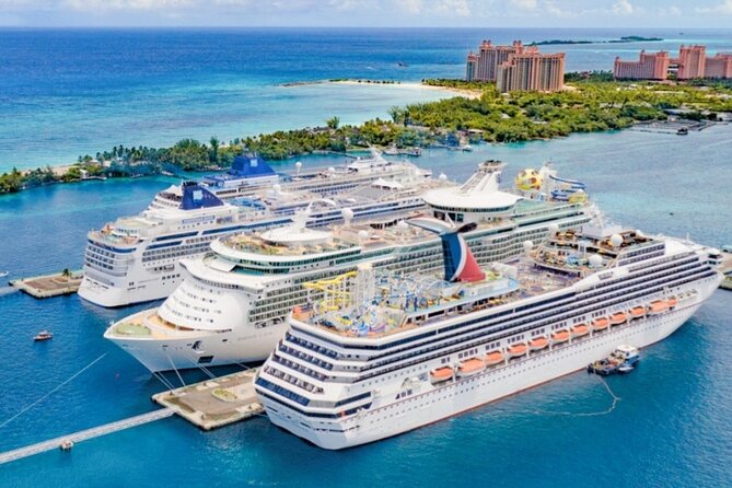 Private Transport to Airport, Hotel, Port in Nassau Bahamas - Cruise-port pickup and the ride toward Nassau